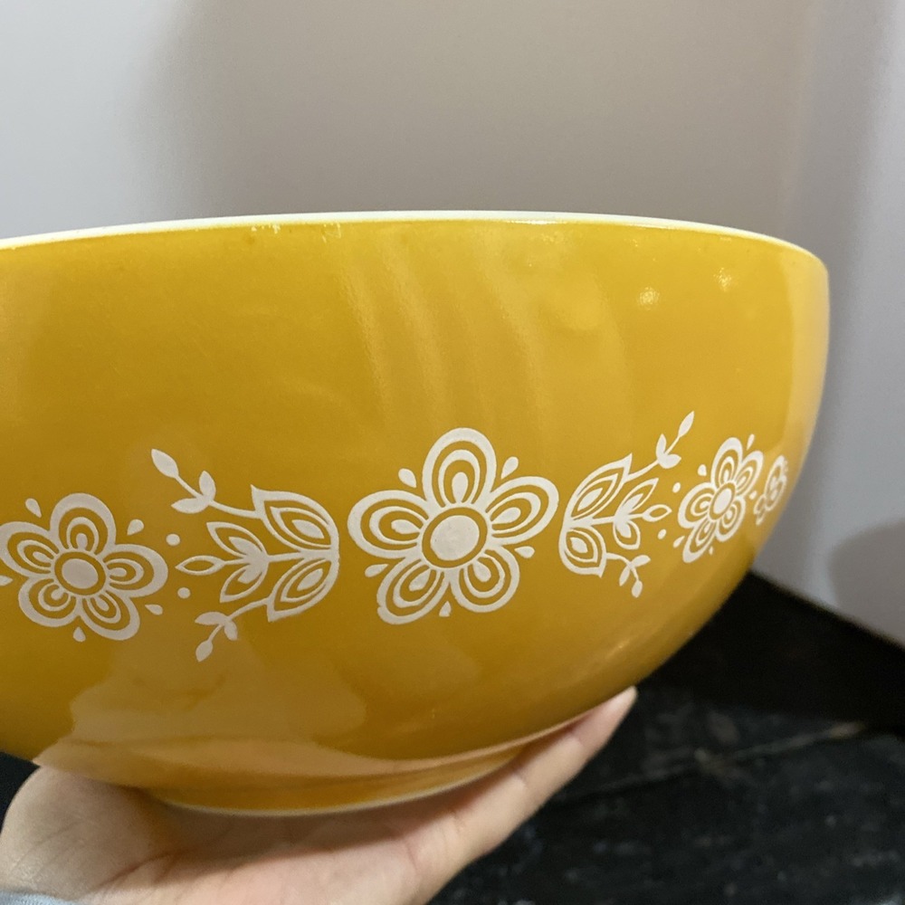 Vintage Pyrex BUTTERFLY GOLD Cinderella Nesting Mixing Bowl Large 4 Quart #444 - Picture 5 of 11